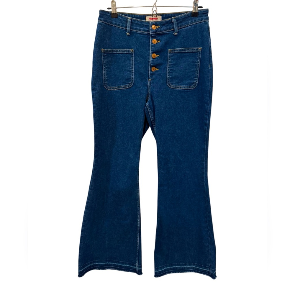 Women’s—Wrangler Blue High Rise Fierce Flare Jeans With Button Fly. Size 12.